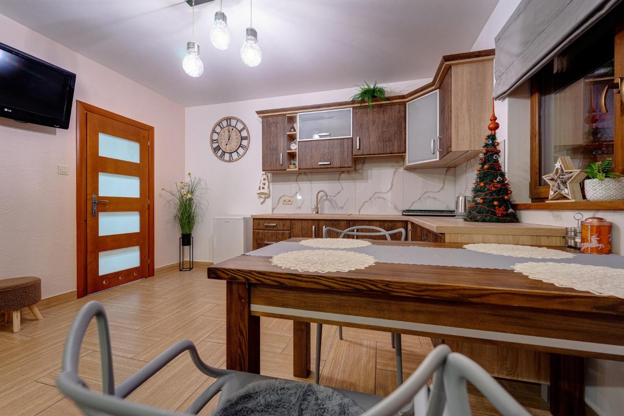Pokoje Goscinne Zosia Bukowina Tatrzanska Luaran gambar